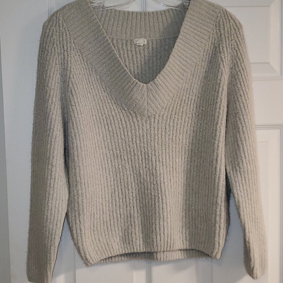 Garage Sweaters - Very cute Grey Sweater from Garage.